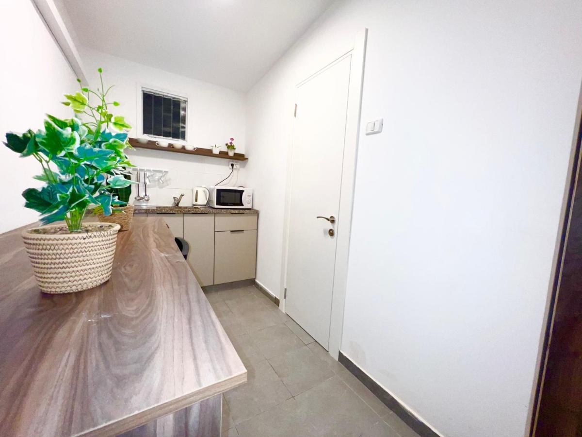 Aspentlv - Hacarmel Market Apartments & Studios Tel Aviv Eksteriør billede